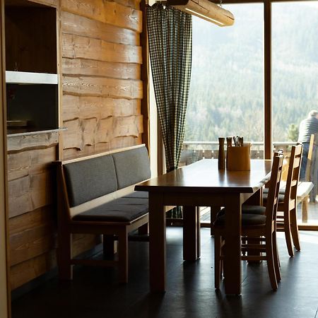 Hotel Kristian Kubova Huť Exteriör bild